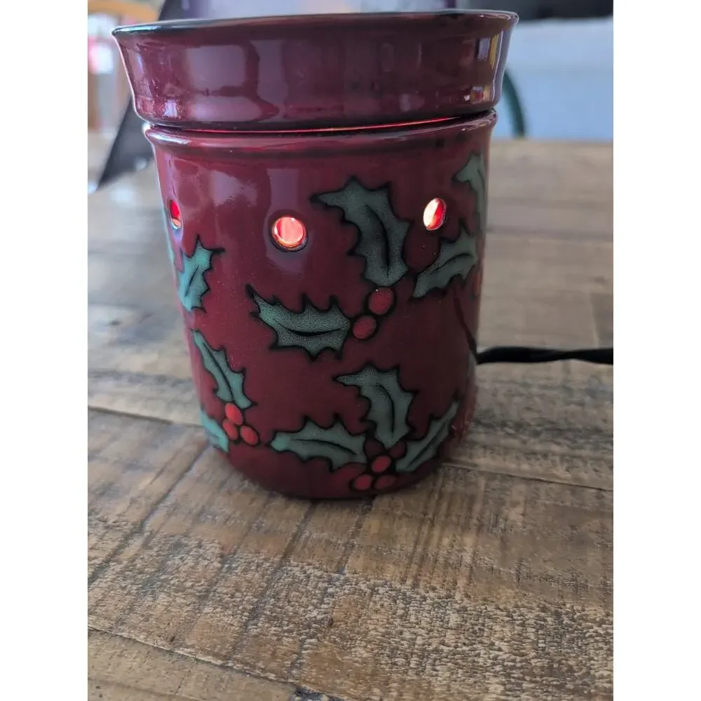 Scentsy Merry Berry Christmas Wax Holiday Edition Warmer‎ Red W/ Box!!